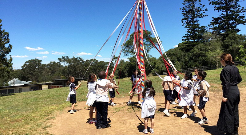 Children from Mother Teresa Catholic Primary School Westmead on historical excursion